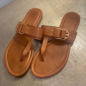 Brown Tory Butch Sandals. Size: 9.5